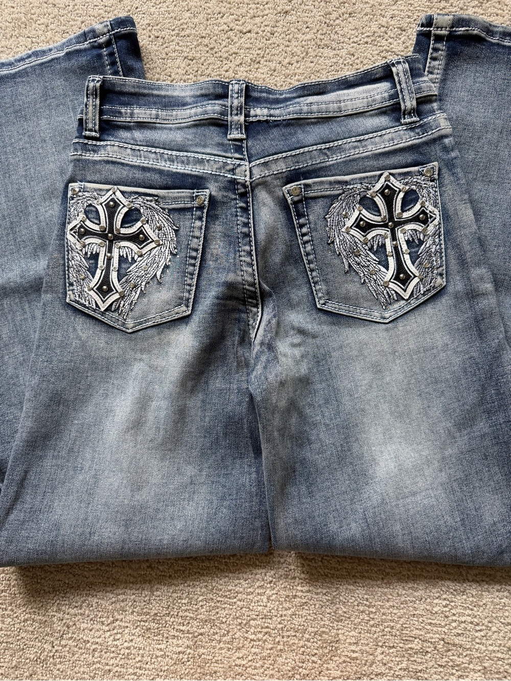 Telepatia Light Wash Denim Jeans w Pocket Detailing